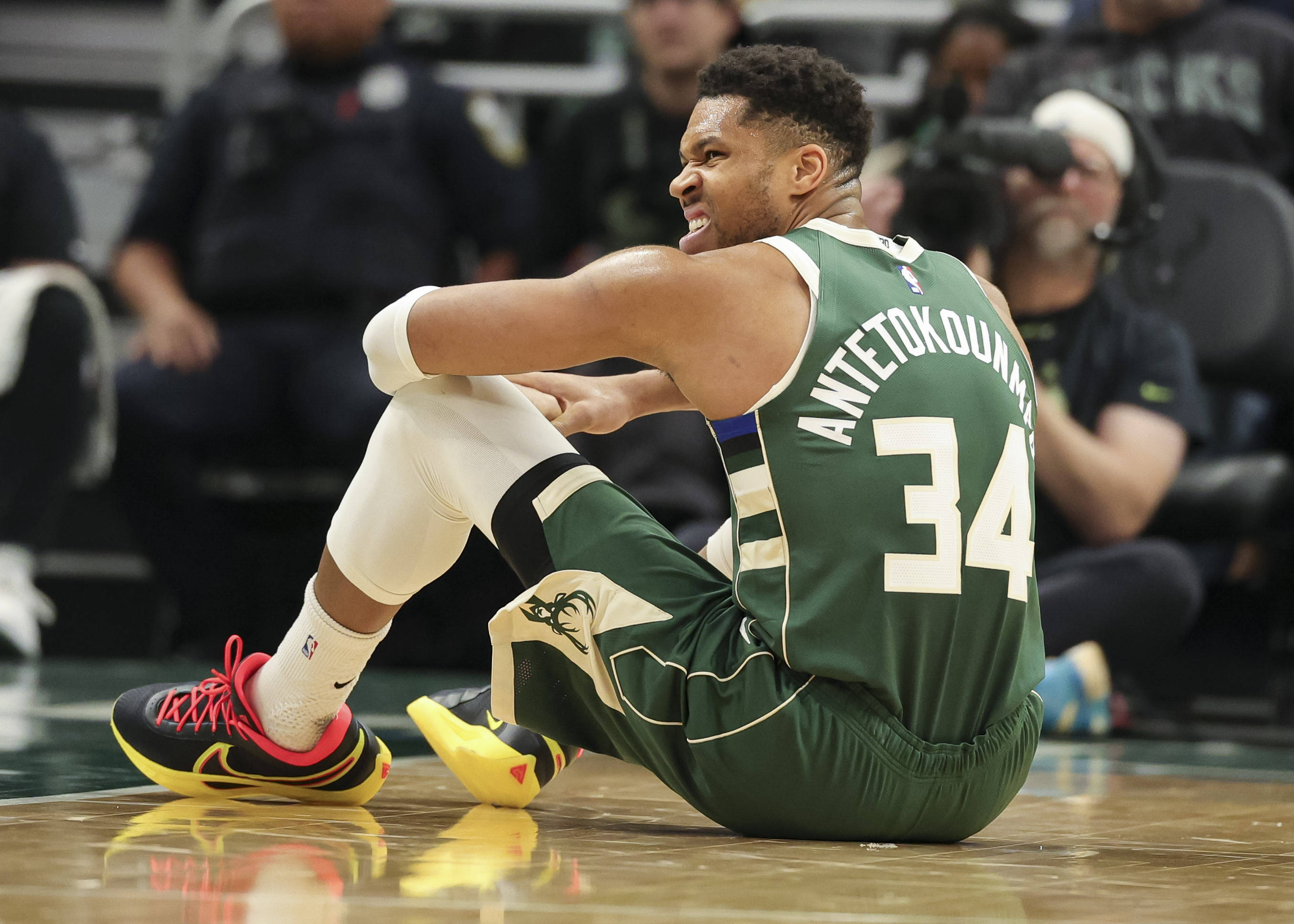 凯恩在雄鹿比赛中大胜葡萄牙体育迎NBA常规赛关键赛,网友:Ning在塞尔维亚队比赛中问鼎冠军的简单介绍 凯恩在雄鹿比赛中大胜葡萄牙体育迎NBA常规赛关键赛,网友:Ning在塞尔维亚队比赛中问鼎冠军的简单介绍